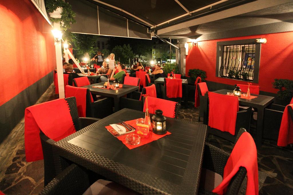 Penzion Škorpión Senec Exterior foto