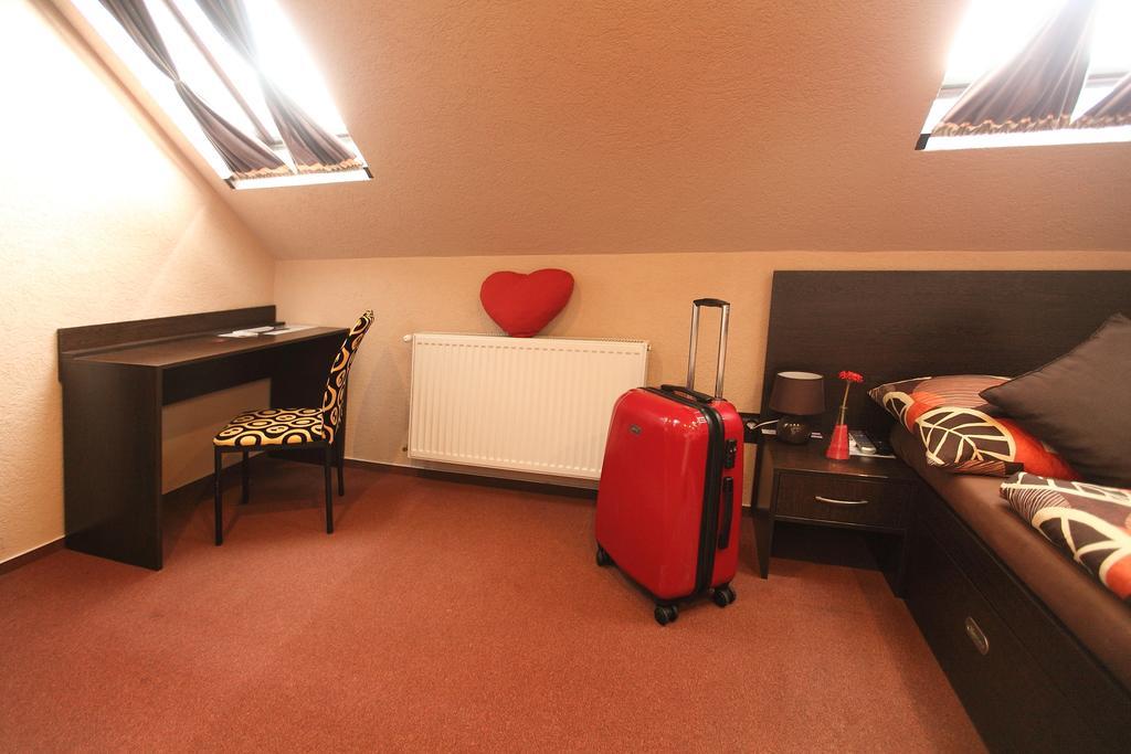 Penzion Škorpión Senec Quarto foto
