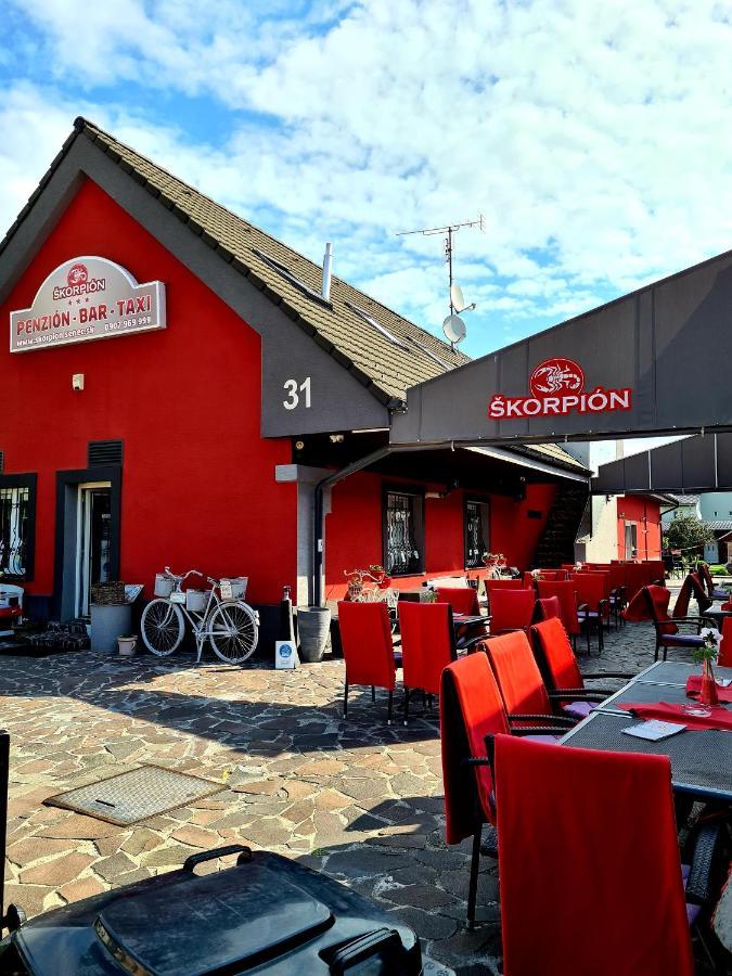 Penzion Škorpión Senec Exterior foto