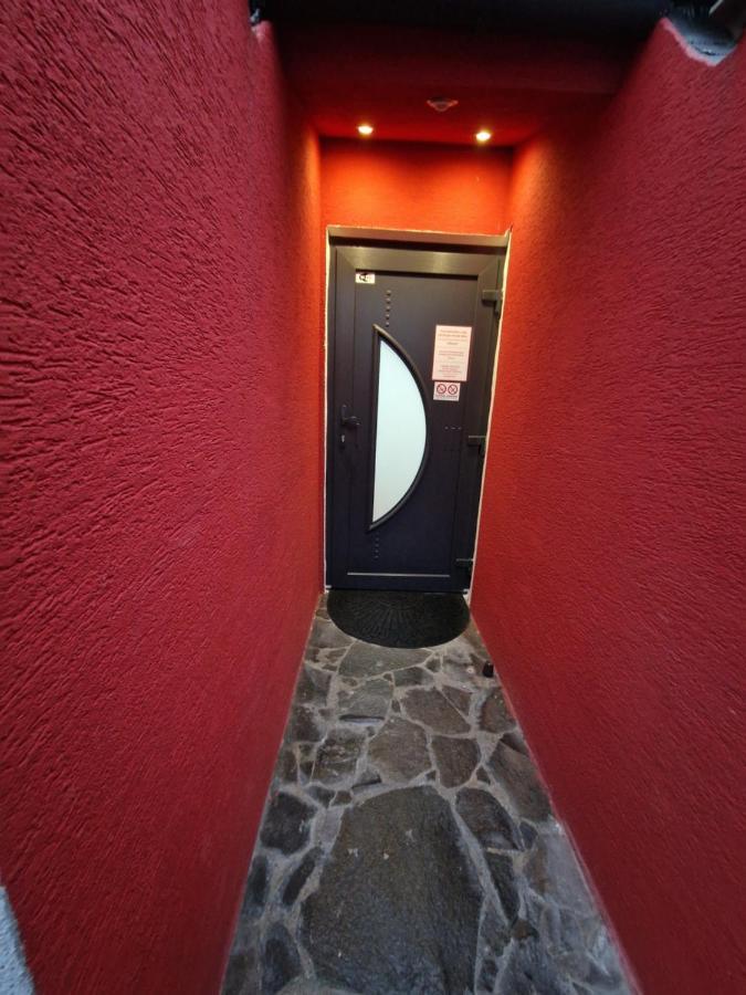 Penzion Škorpión Senec Exterior foto